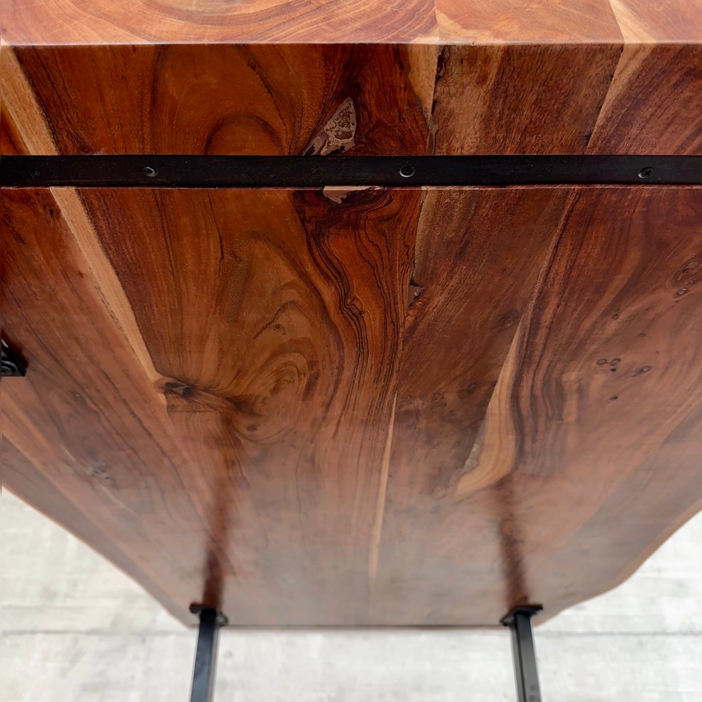 Table à manger en bois d'acacia massif Teramo